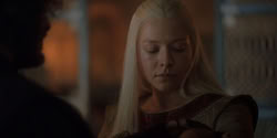 extant_HouseOfTheDragon_1x06-ThePrincessAndTheQueen_4798