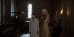 extant_HouseOfTheDragon_1x06-ThePrincessAndTheQueen_4878