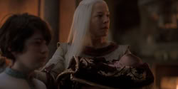 extant_HouseOfTheDragon_1x06-ThePrincessAndTheQueen_4882