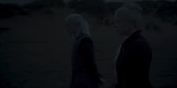 extant_HouseOfTheDragon_1x07-Driftmark_1401