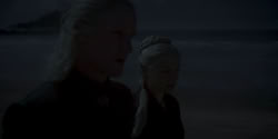 extant_HouseOfTheDragon_1x07-Driftmark_1439