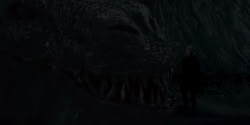 extant_HouseOfTheDragon_1x07-Driftmark_2045