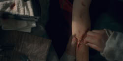 extant_HouseOfTheDragon_1x07-Driftmark_3583