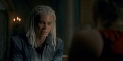 extant_HouseOfTheDragon_1x07-Driftmark_3836