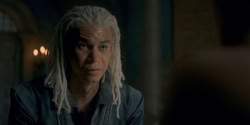 extant_HouseOfTheDragon_1x07-Driftmark_3876