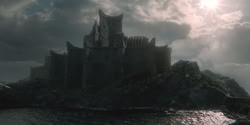extant_HouseOfTheDragon_1x08-TheLordOfTheTides_0254