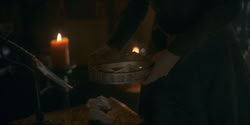 extant_HouseOfTheDragon_1x09-TheGreenCouncil_1988
