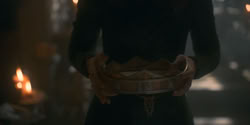 extant_HouseOfTheDragon_1x09-TheGreenCouncil_1994