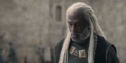 extant_HouseOfTheDragon_2x01-ASonForASon_0930