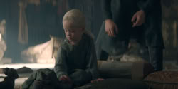 extant_HouseOfTheDragon_2x01-ASonForASon_1136