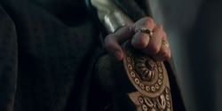 extant_HouseOfTheDragon_2x01-ASonForASon_1246