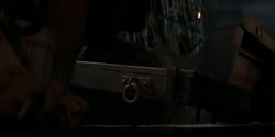 extant_HouseOfTheDragon_2x01-ASonForASon_2856