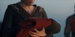 extant_HouseOfTheDragon_2x01-ASonForASon_3662