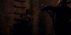 extant_HouseOfTheDragon_2x01-ASonForASon_4412