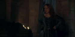 extant_HouseOfTheDragon_2x02-RhaenyraTheCruel_0332