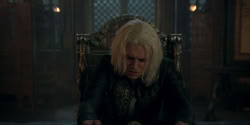 extant_HouseOfTheDragon_2x02-RhaenyraTheCruel_0752