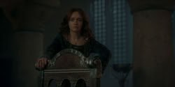 extant_HouseOfTheDragon_2x02-RhaenyraTheCruel_0770