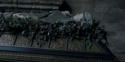 extant_HouseOfTheDragon_2x02-RhaenyraTheCruel_1316