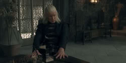 extant_HouseOfTheDragon_2x02-RhaenyraTheCruel_1708