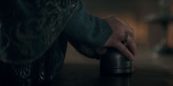 extant_HouseOfTheDragon_2x04_TheRedDragonAndTheGold_0862