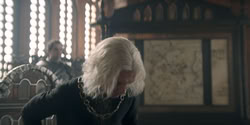 extant_HouseOfTheDragon_2x04_TheRedDragonAndTheGold_1636