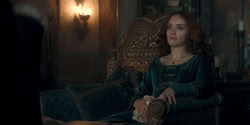 extant_HouseOfTheDragon_2x04_TheRedDragonAndTheGold_1968