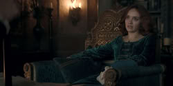 extant_HouseOfTheDragon_2x04_TheRedDragonAndTheGold_2012