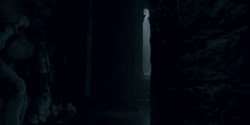 extant_HouseOfTheDragon_2x04_TheRedDragonAndTheGold_2053