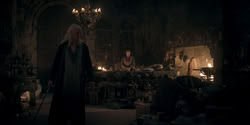 extant_HouseOfTheDragon_2x04_TheRedDragonAndTheGold_2224