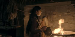 extant_HouseOfTheDragon_2x04_TheRedDragonAndTheGold_2294