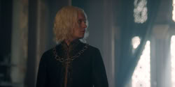 extant_HouseOfTheDragon_2x04_TheRedDragonAndTheGold_2758
