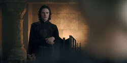 extant_HouseOfTheDragon_2x04_TheRedDragonAndTheGold_3203