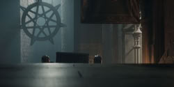 extant_HouseOfTheDragon_2x05_Regent_0395
