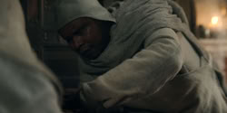extant_HouseOfTheDragon_2x05_Regent_0550