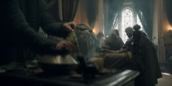 extant_HouseOfTheDragon_2x05_Regent_0569