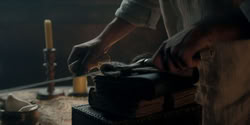 extant_HouseOfTheDragon_2x05_Regent_0783