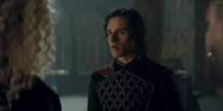 extant_HouseOfTheDragon_2x05_Regent_1067