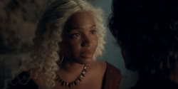 extant_HouseOfTheDragon_2x05_Regent_1088