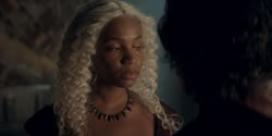 extant_HouseOfTheDragon_2x05_Regent_1097