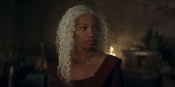 extant_HouseOfTheDragon_2x05_Regent_1176
