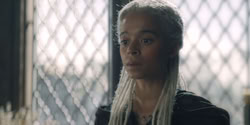 extant_HouseOfTheDragon_2x05_Regent_1530