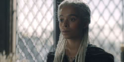 extant_HouseOfTheDragon_2x05_Regent_1534