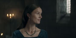 extant_HouseOfTheDragon_2x05_Regent_1567