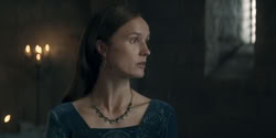 extant_HouseOfTheDragon_2x05_Regent_1576