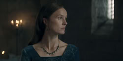 extant_HouseOfTheDragon_2x05_Regent_1577