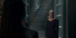 extant_HouseOfTheDragon_2x05_Regent_1739