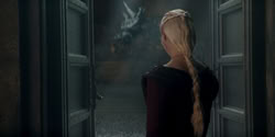 extant_HouseOfTheDragon_2x05_Regent_1771