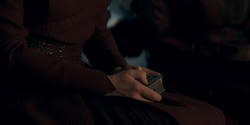 extant_HouseOfTheDragon_2x05_Regent_1868