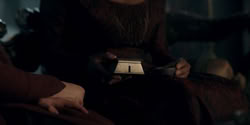 extant_HouseOfTheDragon_2x05_Regent_2012