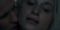 extant_HouseOfTheDragon_2x05_Regent_2084